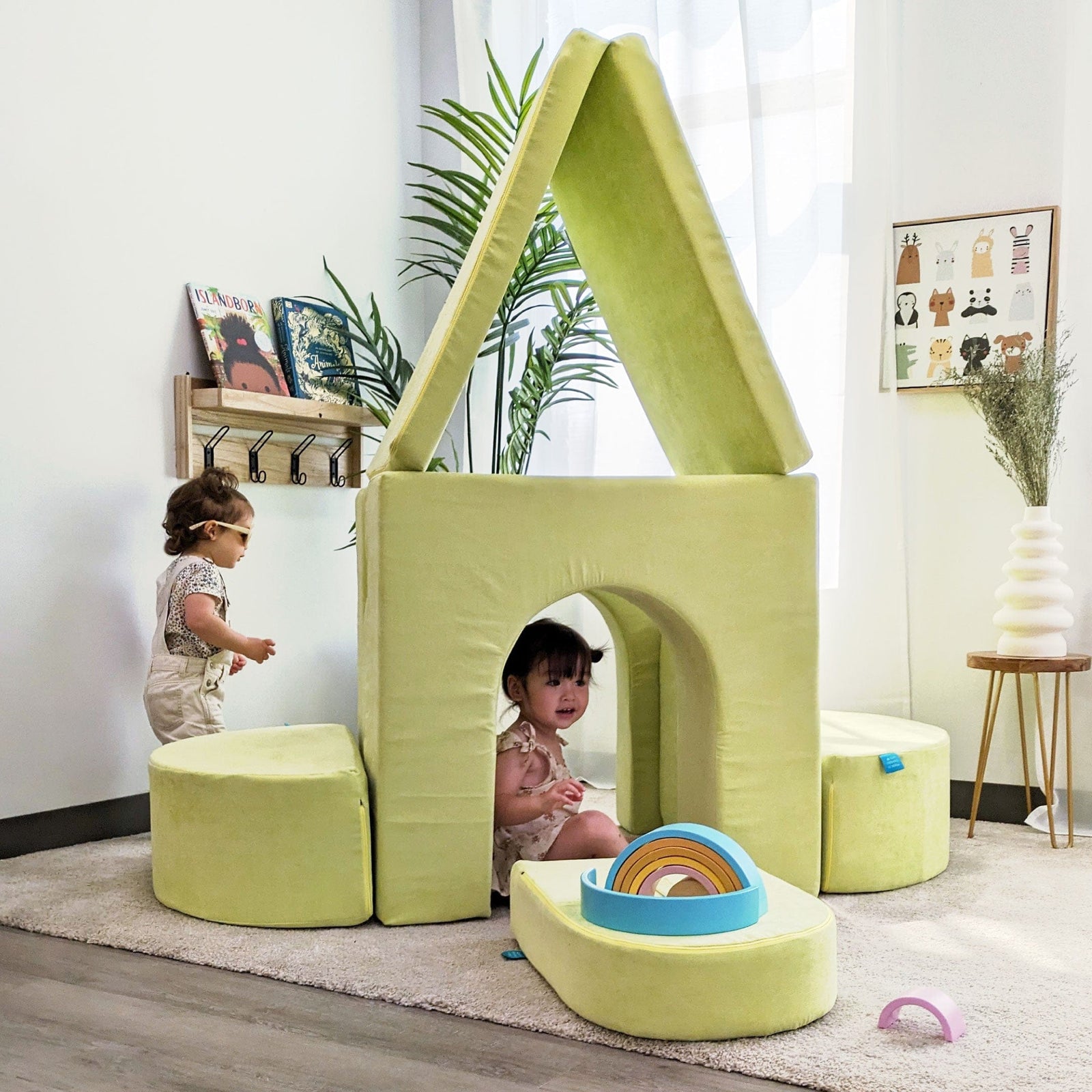 Go Coconut Canadian Play Couches, Furniture and Toys The Architect (8 Pieces)