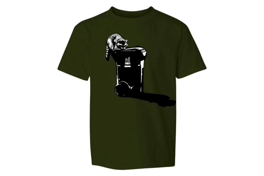 Raccoon Kids T-Shirt, tresnormale, Made in Canada, Toronto raccoon, trash pandas, Toronto souvenirs for kids, The Montessori Room, Toronto, Ontario, Canada.