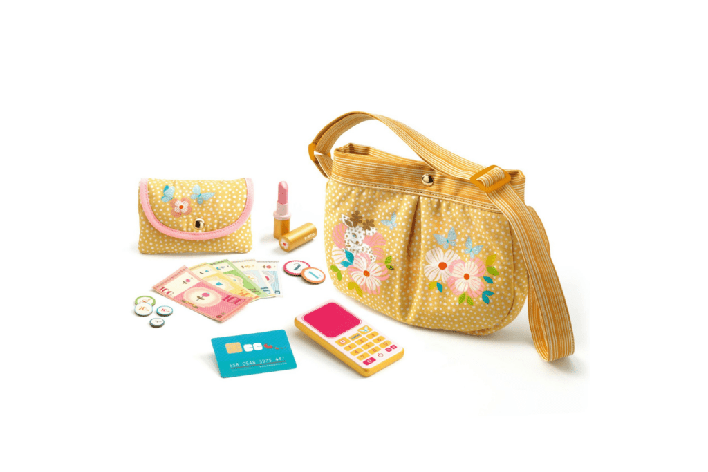 Role play / Orelia’s handbag & accessories, DJECO, pretend play toys, imaginative play toys, children's purse, best gifts for little girls, dress up toys, The Montessori Room, Toronto, Ontario, Canada.