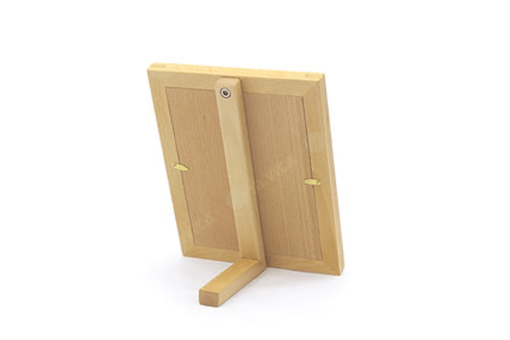 Self-Standing Mirror