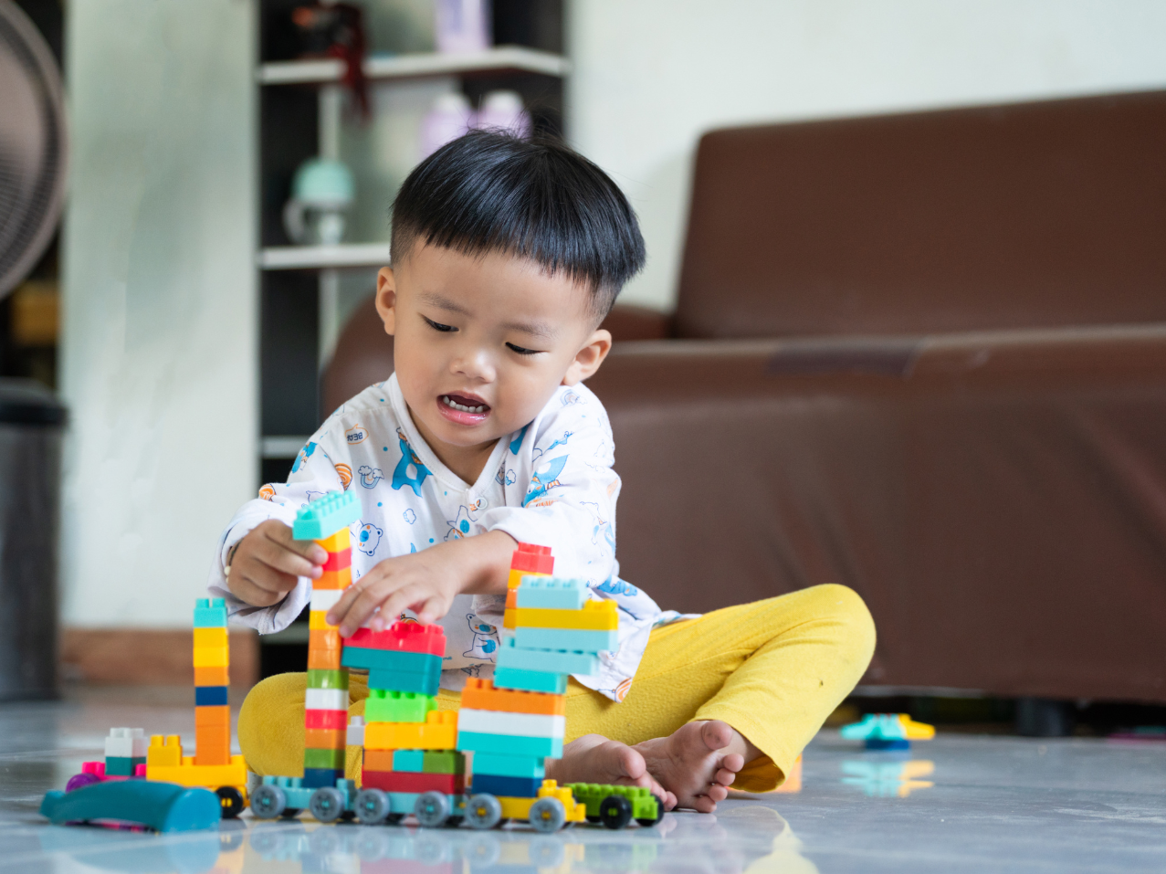 Two Easy Ways to Encourage Independent Play