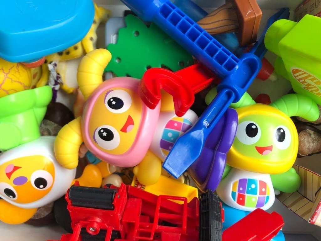 How To Deal With "Non-Montessori" Toys | The Montessori Room