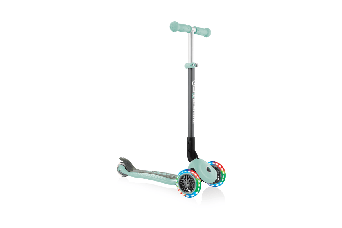 Incredible Novelties Globber Primo Foldable Scooter with Lights