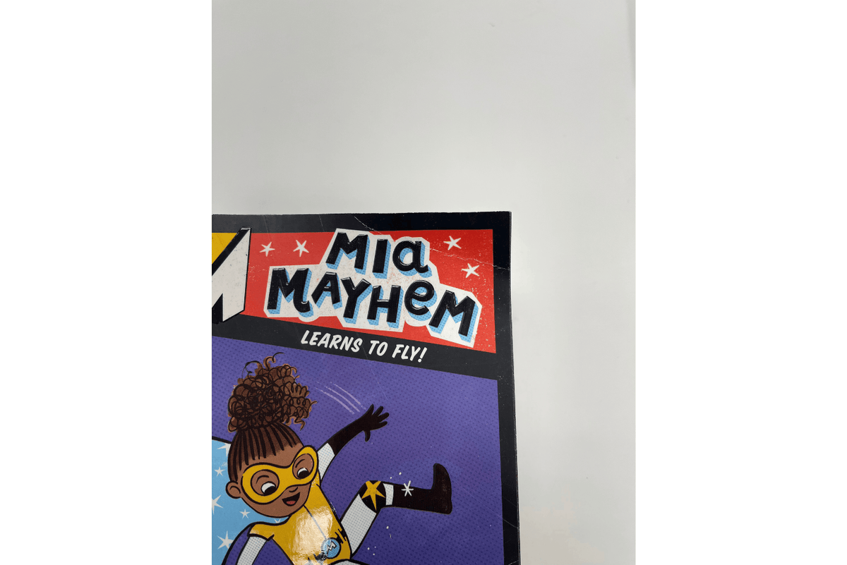 Simon and Schuster Mia Mayhem Learns to Fly!: Book #2 of Mia Mayhem - Damaged Book - FINAL SALE