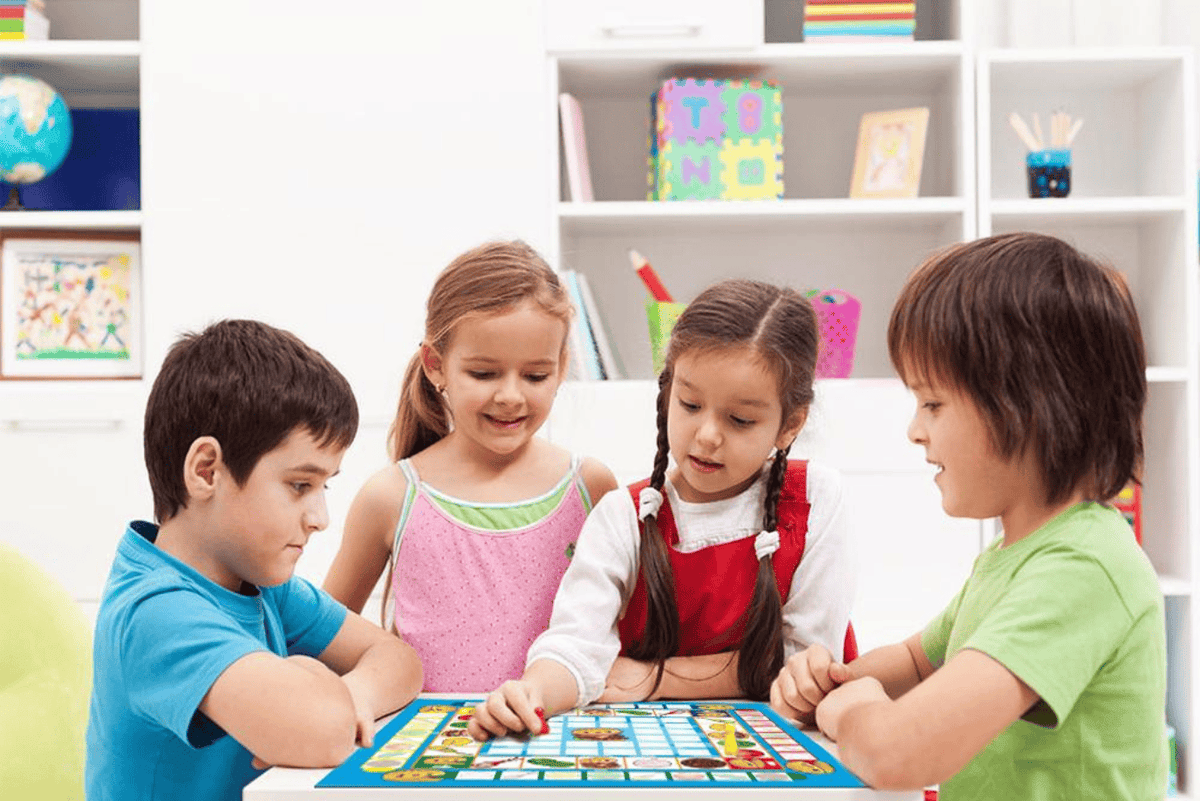 K.I.D. Toys Inc. Build a Burger Game - Ages 4+