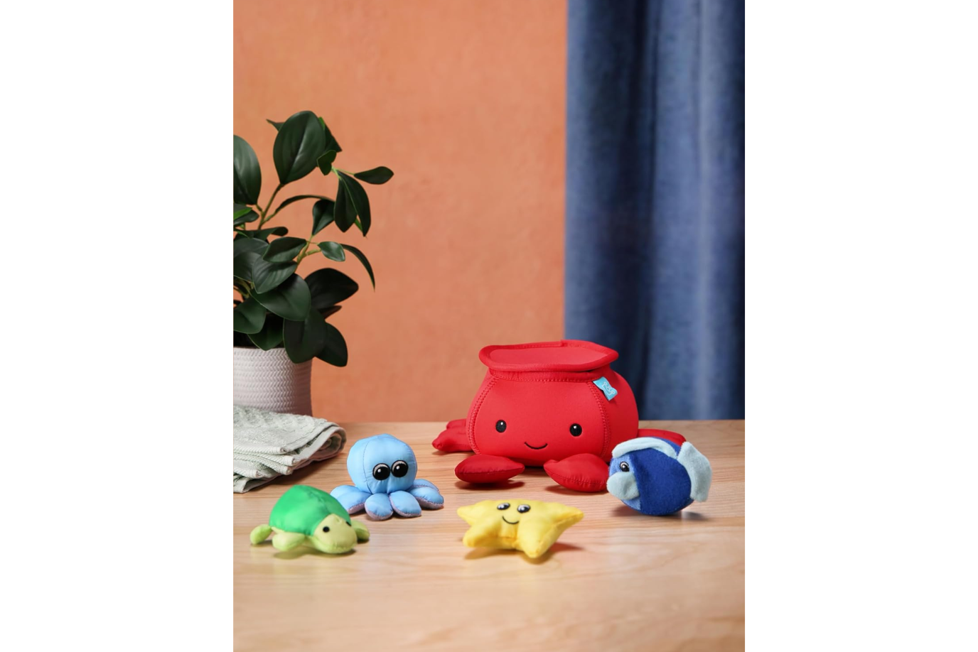 Manhattan Toys Crab Spill n Fill Bath Toy - 5 Pieces