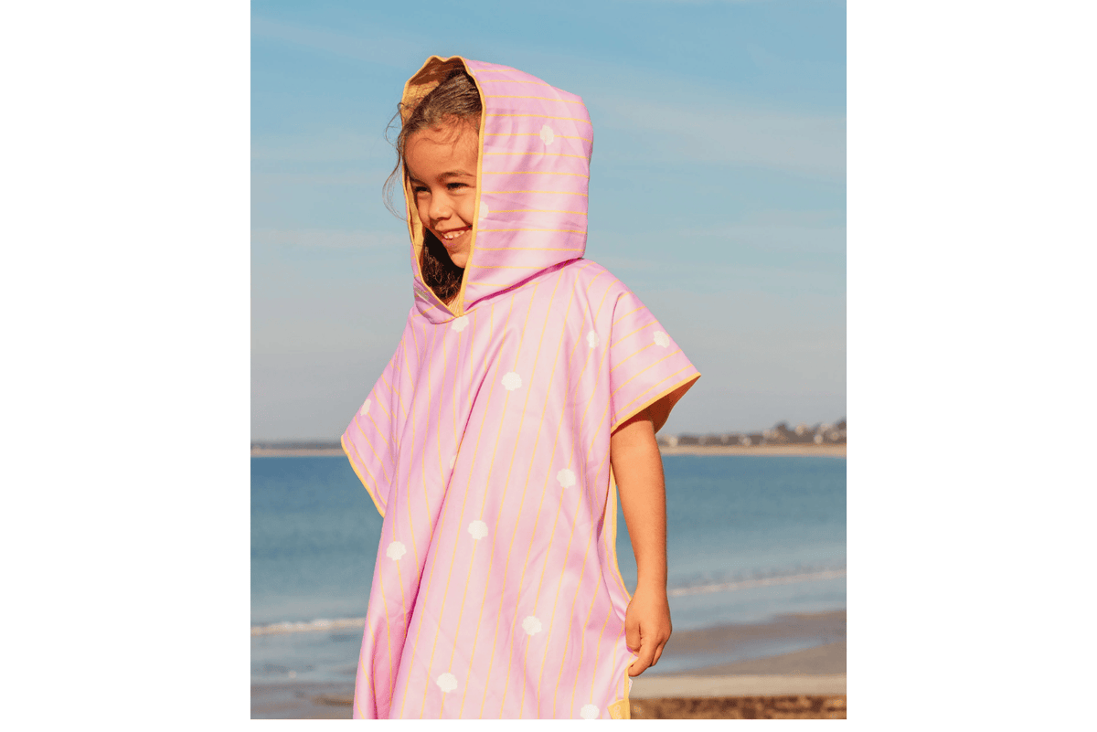 Fire The Imagination Quut Beach/Bath Poncho