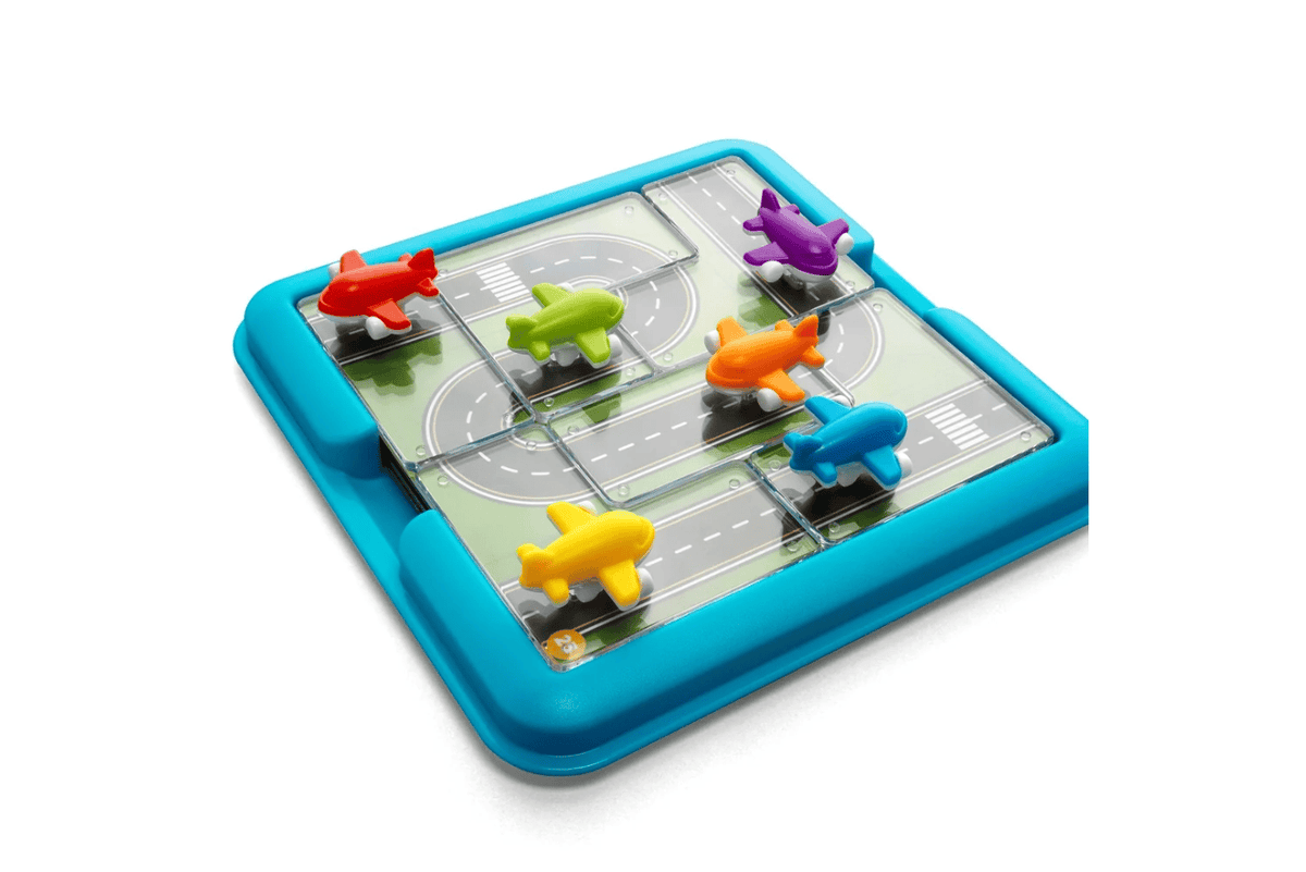 Pierre Belvediere Take Off - Travel Game - Ages 5+