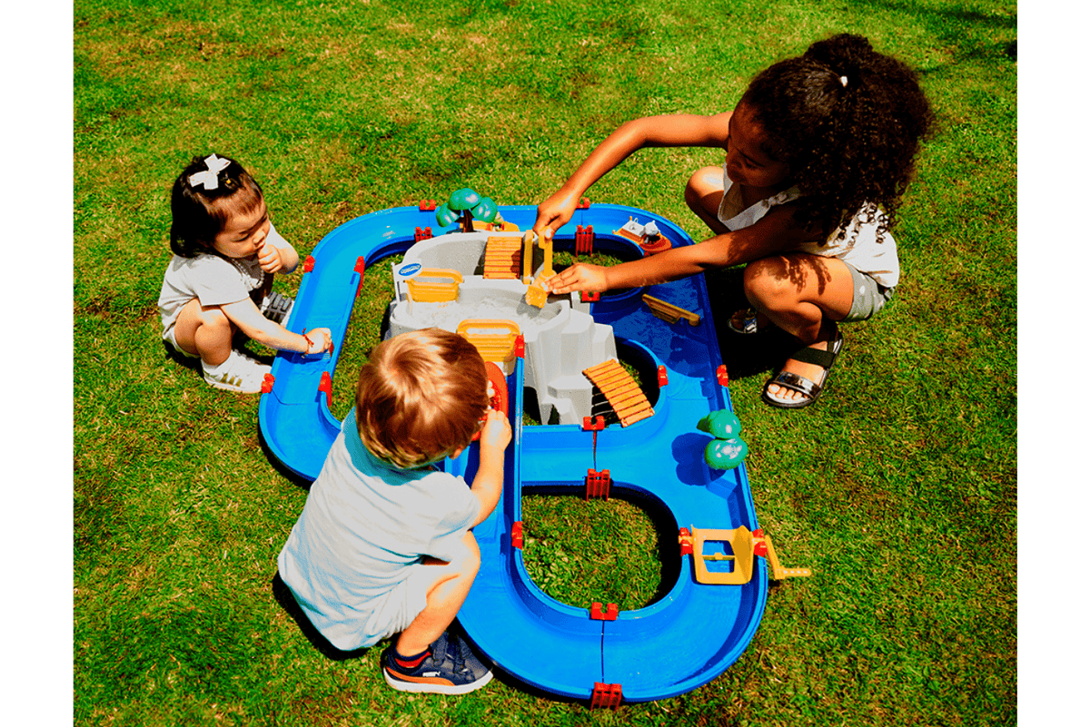 K.I.D. Toys Inc. AquaPlay - MountainLake Waterway