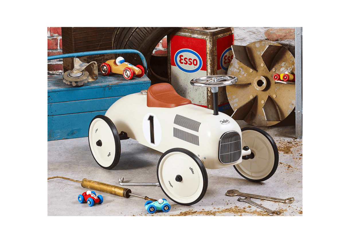 Fire The Imagination Vilac Vintage Ride On Car