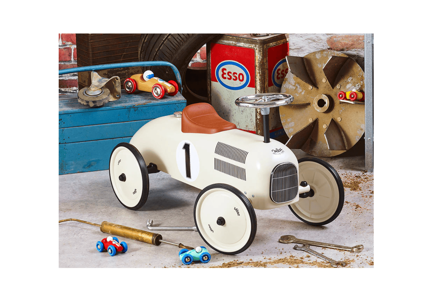 Fire The Imagination Vilac Vintage Ride On Car