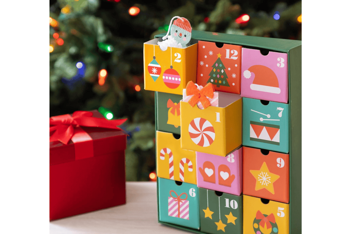 Raincoast Books 12 Crafts of Christmas Advent Calendar
