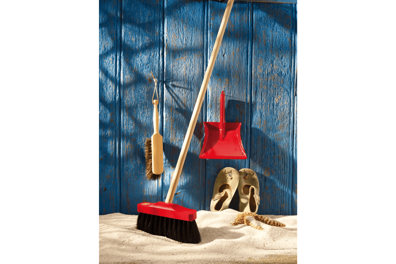 Redecker Indoor Broom and Dustpan