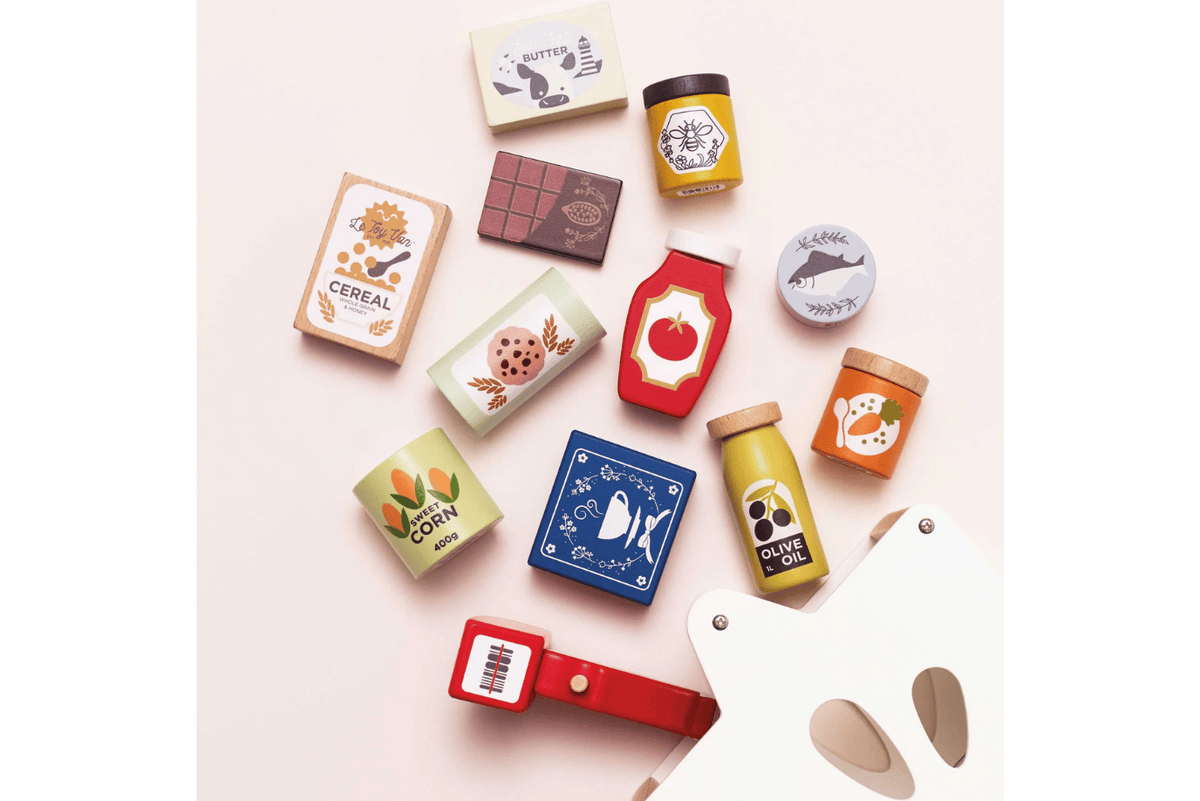 Fire the imagination Le Toy Van Groceries Set & Scanner