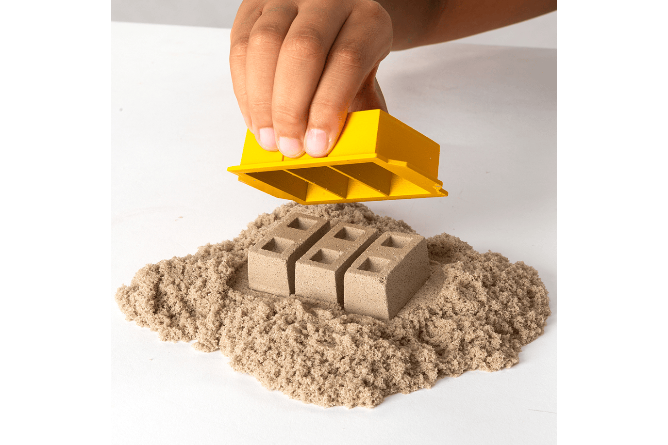 K.I.D. Toys Inc. Kinetic Sand - Dig & Demolish Playset
