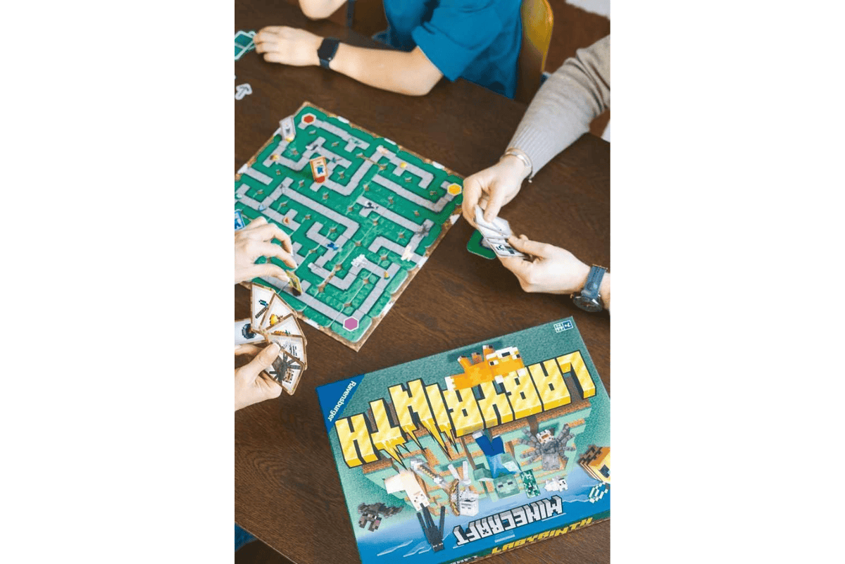 Tracy Stevenson Minecraft Labyrinth