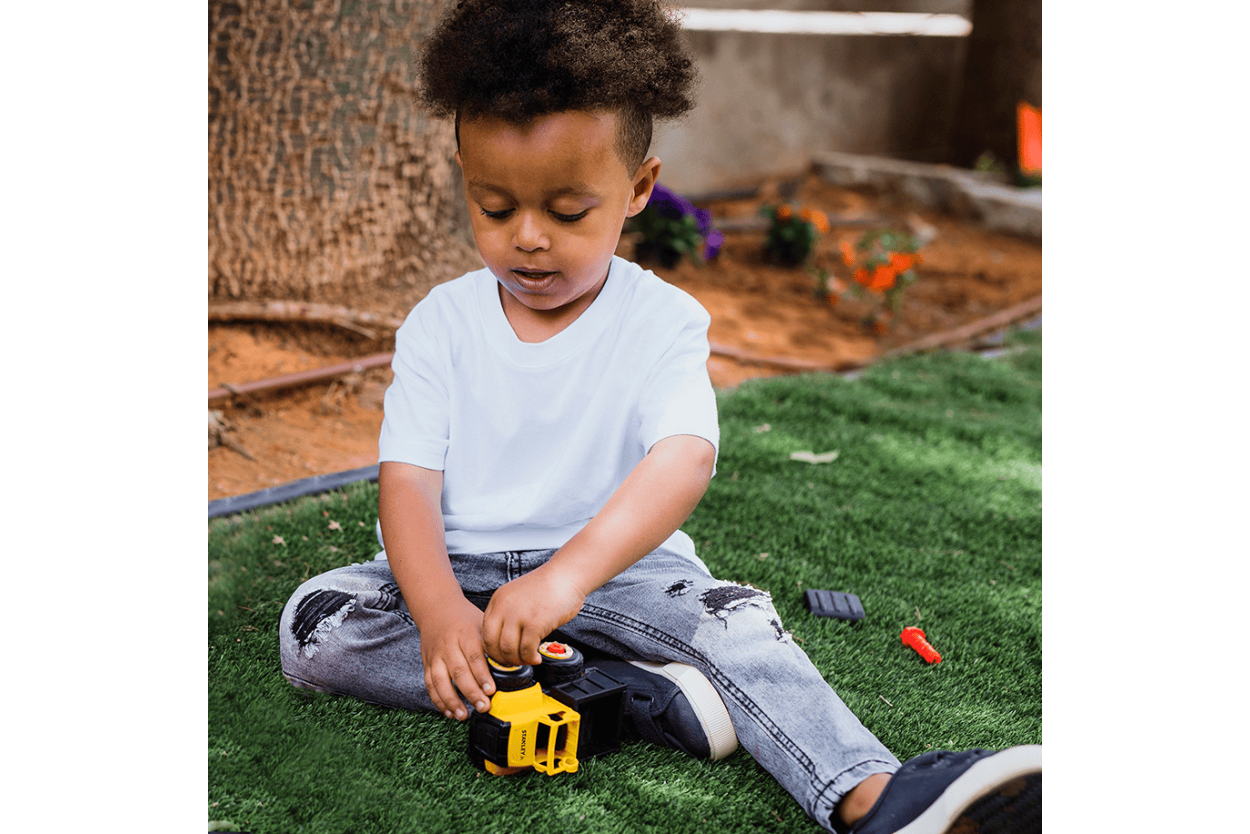 K.I.D. Toys Inc. Stanley Junior: Take Apart Truck Set