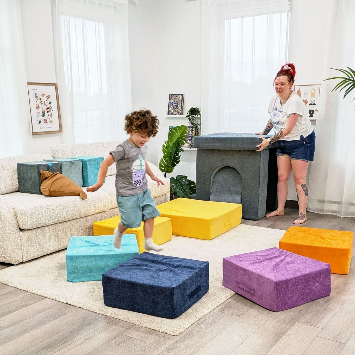 Go Coconut Canadian Play Couches, Furniture and Toys Bounce Pad Cocohop Maxi (Bounce & Crash Pad)