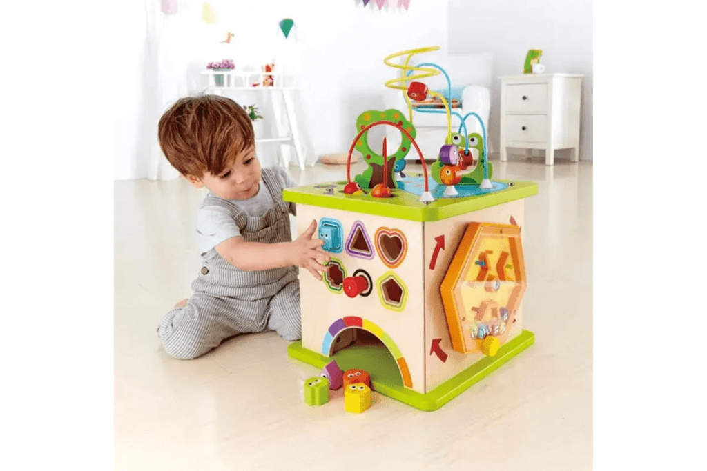 Country Critters Activity Cube