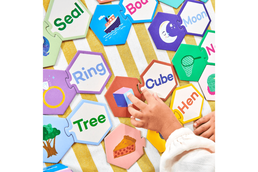 eeBoo Simple Words Hexagon Puzzle Pairs
