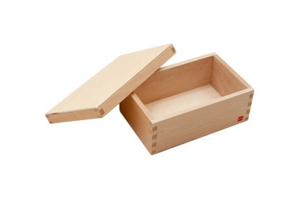 GAM - Spindle Box With 45 Spindles & Storage Box