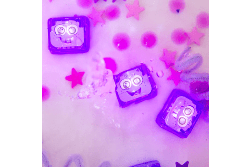 Glo Pals Light Up Cubes (4 Pack)