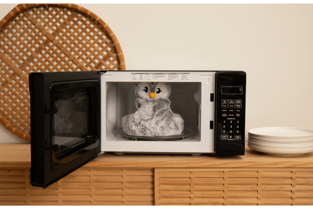 Hugarounds - Pax the Penguin