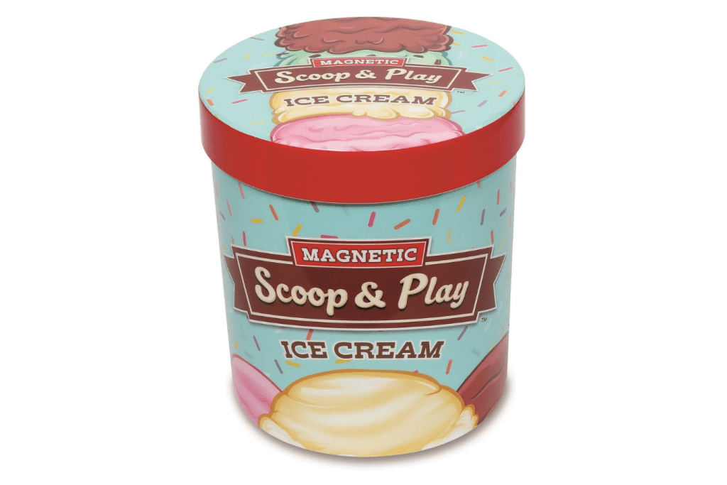 Magnetic Scoop and Play