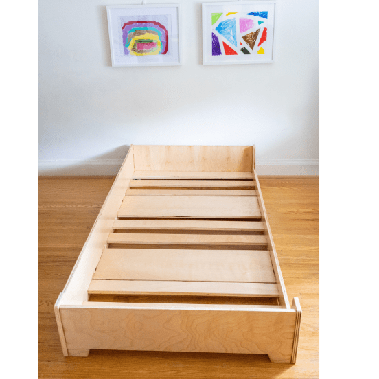 Montessori floor bed, made in Canada, floor bed Toronto, wooden floor bed, reversible floor bed, sprouts Birch Montessori Floor Bed Toronto, Canada, low bed, bed on ground, Montessori bed, The Montessori Room, Sosta Bed, Sosta Bed À La Carte, Birch Montessori Floor Bed