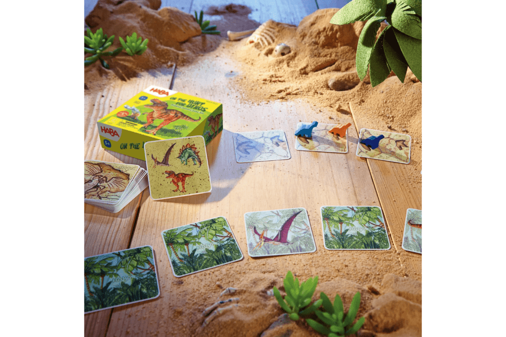 On the Hunt for Dinos Mini Game