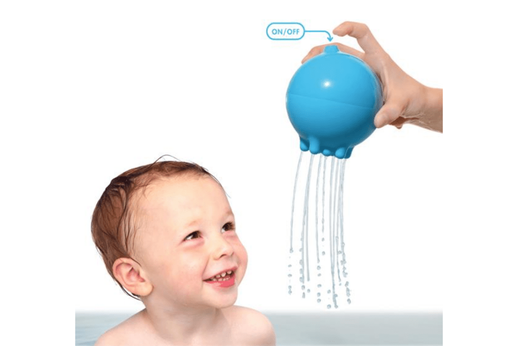 Moluk Bilibo Pluï Rainball, bath toys for toddlers, best bath toys for kids, best bath toys for toddlers, easy to clean bath toys, bath toys that open up, Toronto, Canada