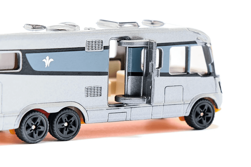 Small Diecast Niesmann + Bischoff Arto Un Camper Van