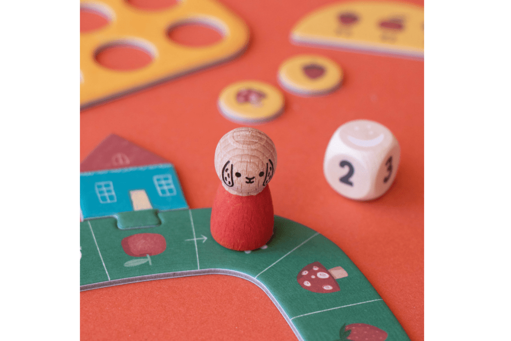 Tiny Game Strawberries - Travel Game (Ages 4+)