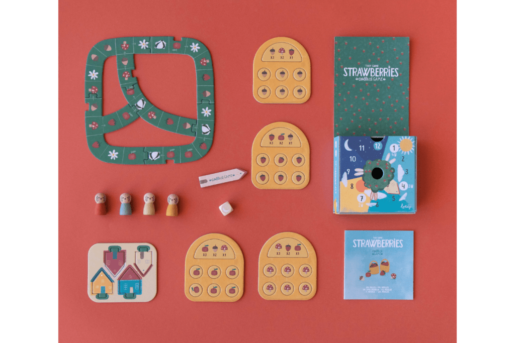 Tiny Game Strawberries - Travel Game (Ages 4+)