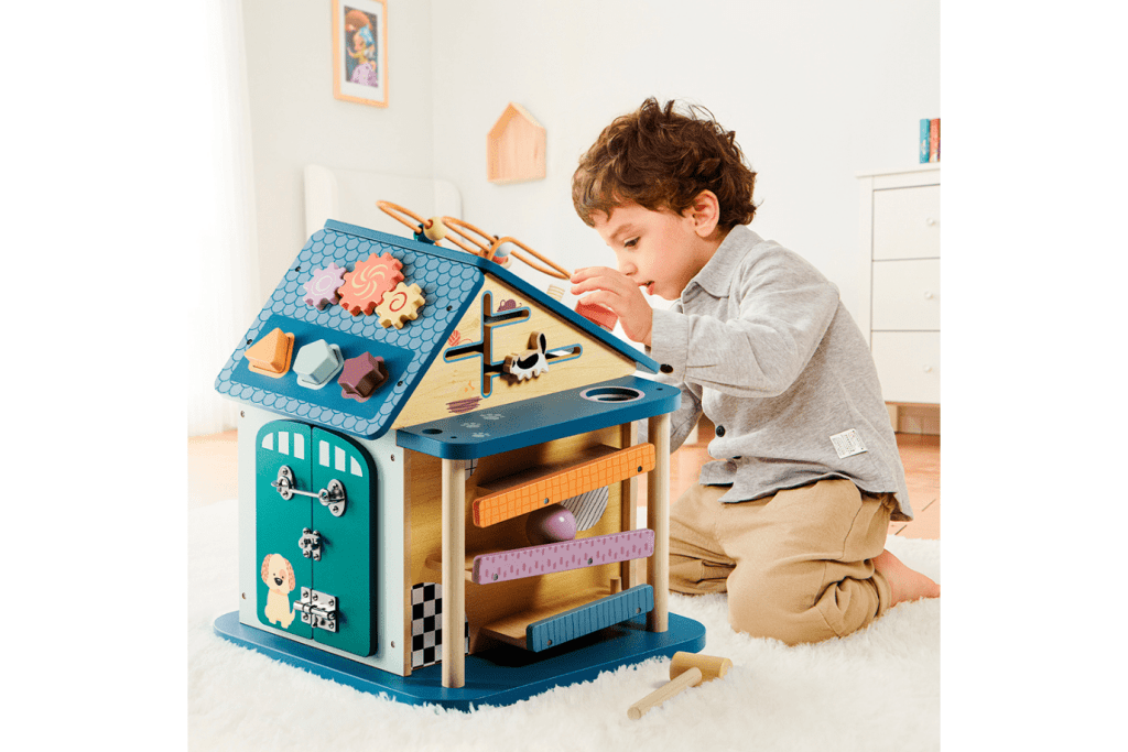 Top Bright - Activity House - 12-in-1 Busy Board