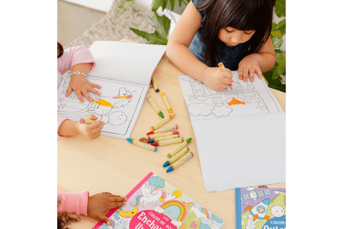 Brilliant Bee Crayons (Set of 12) - The Montessori Room