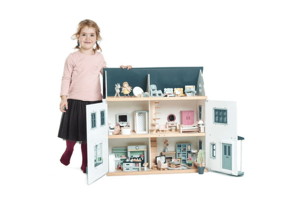 Dovetail Doll House