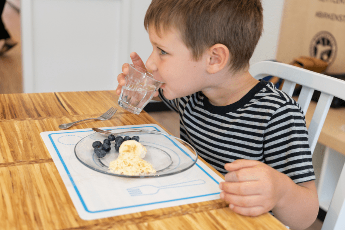 Kids drinking glasses deals