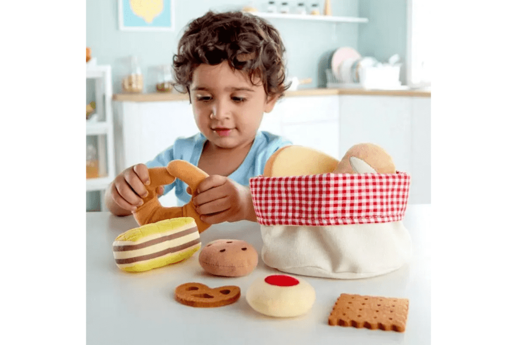 Felt Bread Basket by Hape