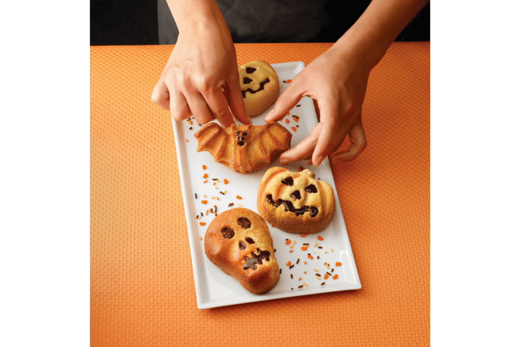 Halloween Baking Set