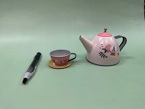 Les Parisiennes Tea Set
