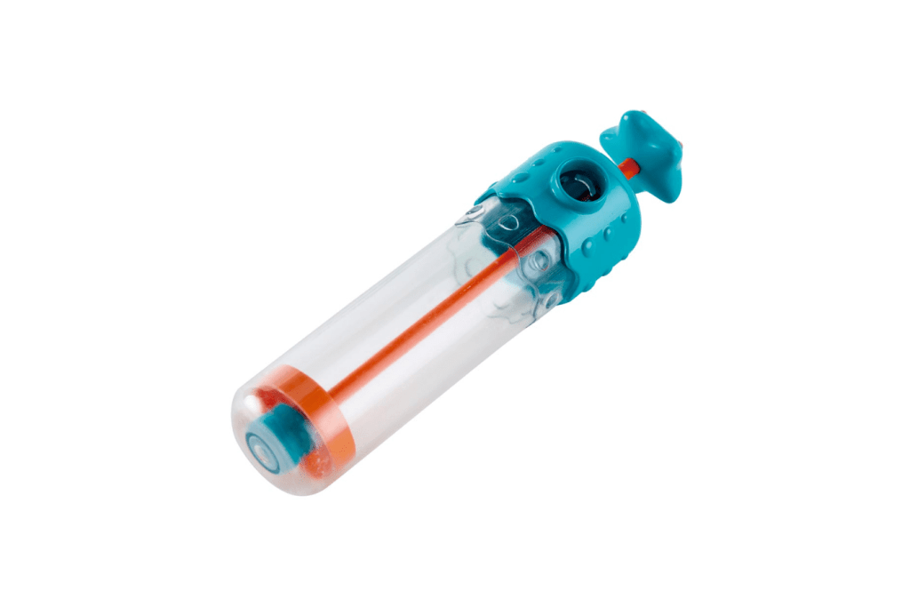 Hape Multi-Spout Sprayer, Toronto, Canada, best bath toys for toddlers, best beach toys for kids, best beach toys for toddlers, water squirter, water pump toy, pool toys for kids, sensory water play