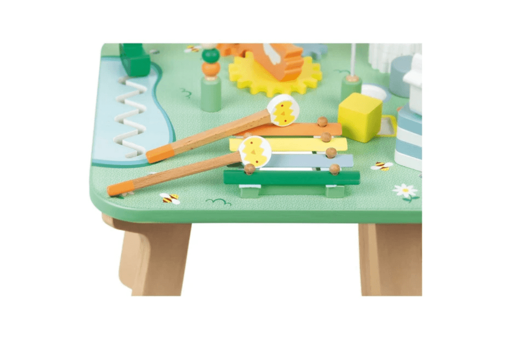 Pretty Meadow Activity Table