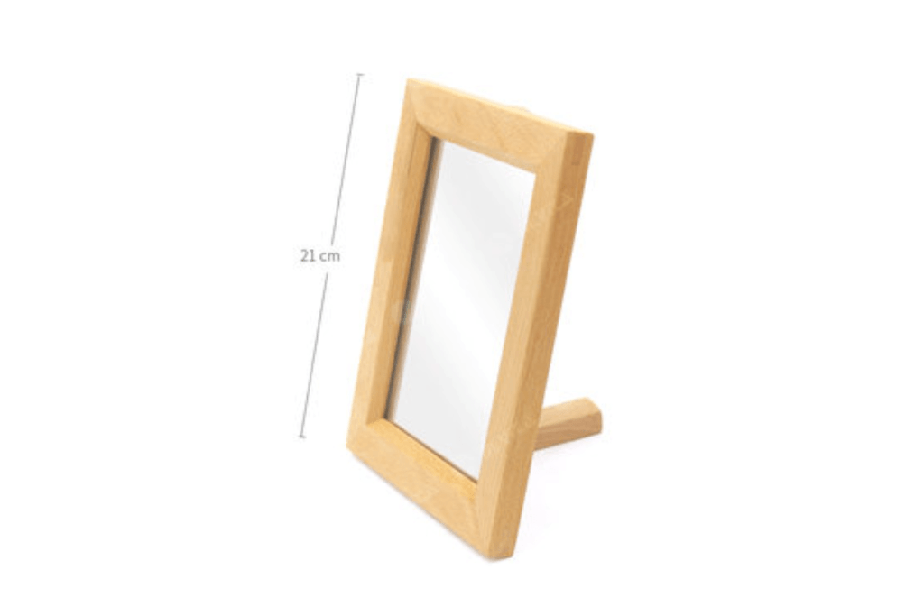 Self-Standing Mirror
