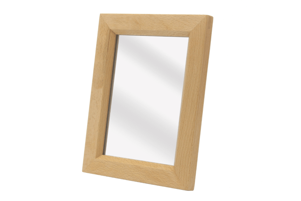 Self-Standing Mirror