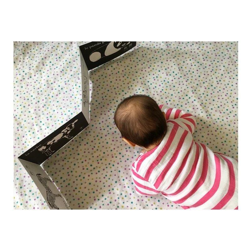 Tummy Time Accordion Cards for Baby - The Montessori Room